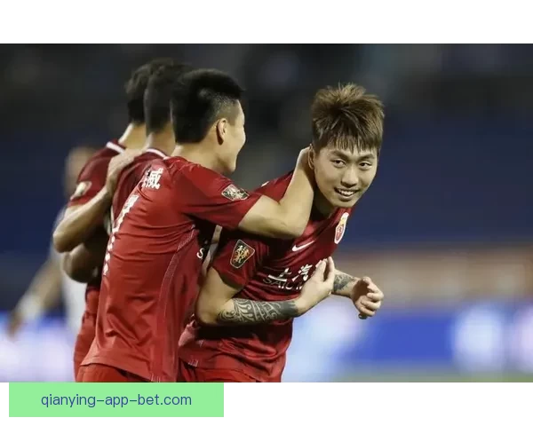 阿囧称球员靠自身努力赢得球迷尊重实力成就了他们的荣誉